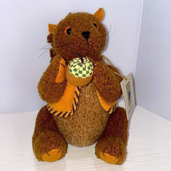 Hallmark Plush Shelby Squirrel Nuts For Fall Autumn 9" Plush Stuffed Animal - Picture 3 of 12